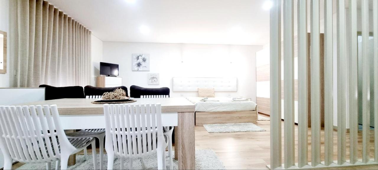 Imperial Apartment 1, 2 E 3 ブラガ エクステリア 写真