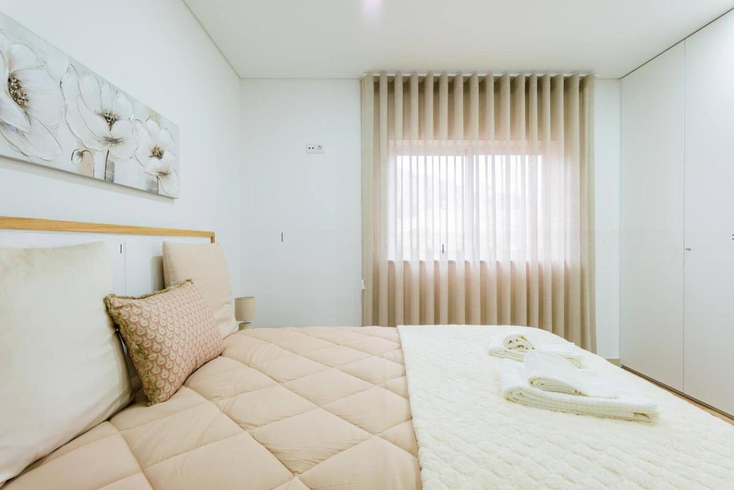 Imperial Apartment 1, 2 E 3 ブラガ エクステリア 写真