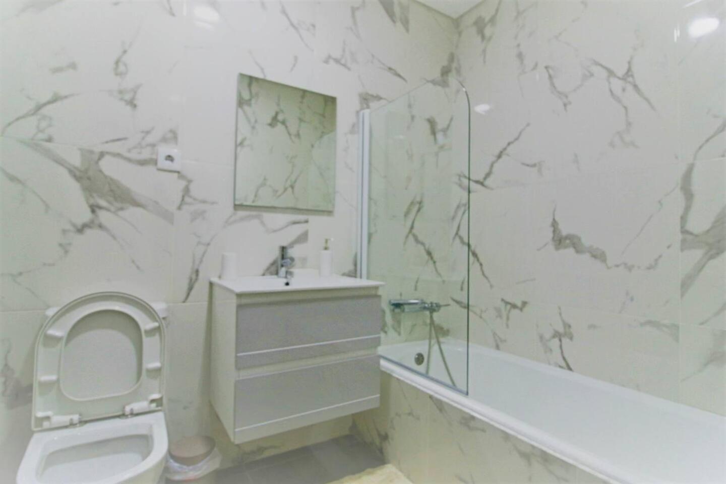 Imperial Apartment 1, 2 E 3 ブラガ エクステリア 写真